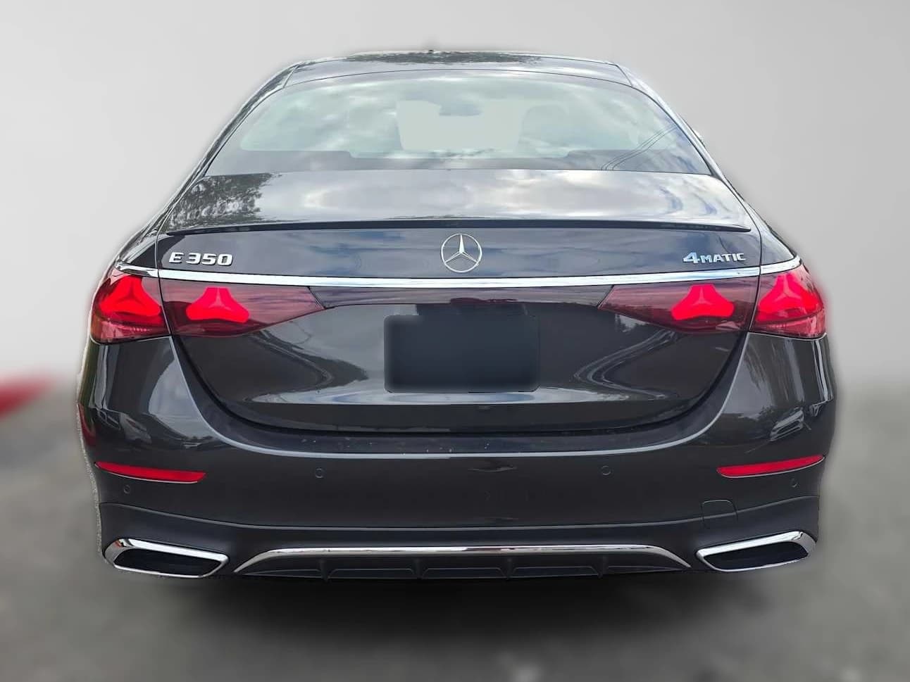 Mercedes-Benz E-Class E 350 4MATIC Sedan 2027 — side view