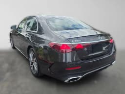 Mercedes-Benz E-Class E 350 4MATIC Sedan 2027 — side view