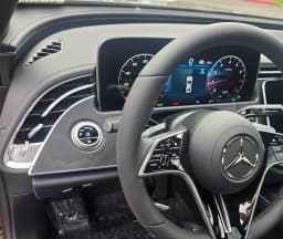 Mercedes-Benz E-Class E 350 4MATIC Sedan 2027 — side view