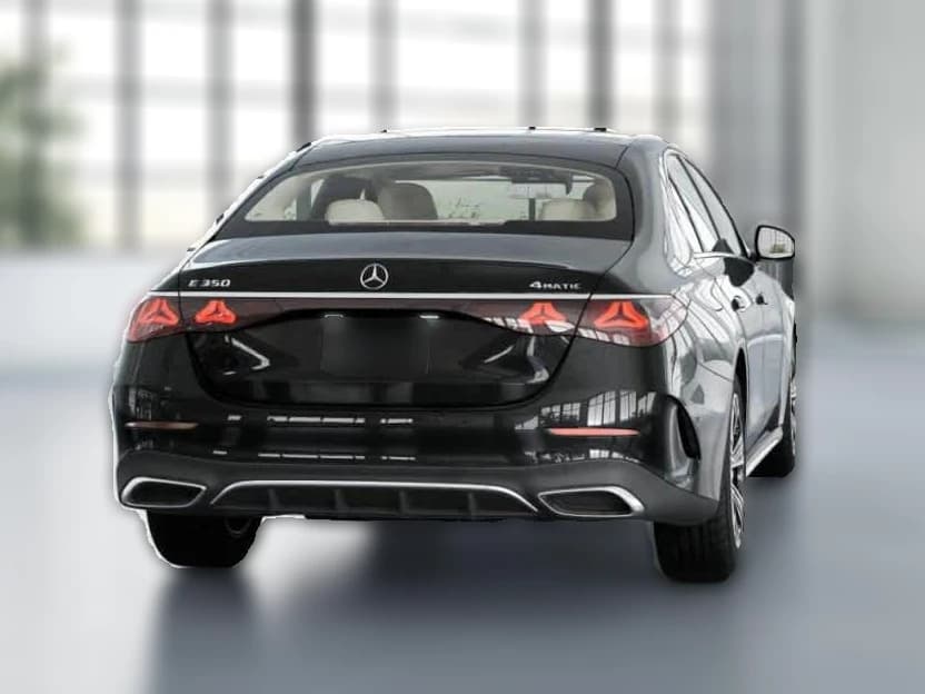 Mercedes-Benz E-Class E 350 4MATIC Sedan 2027 — side view
