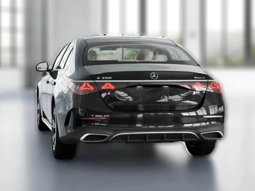 Mercedes-Benz E-Class E 350 4MATIC Sedan 2027 — side view