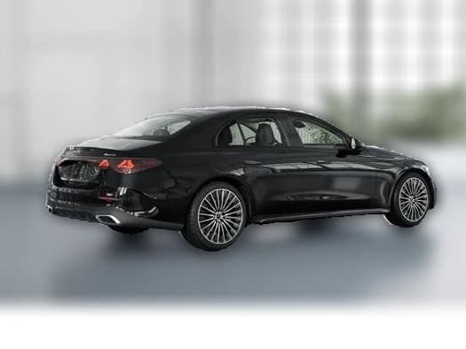 Mercedes-Benz E-Class E 350 4MATIC Sedan 2027 — side view