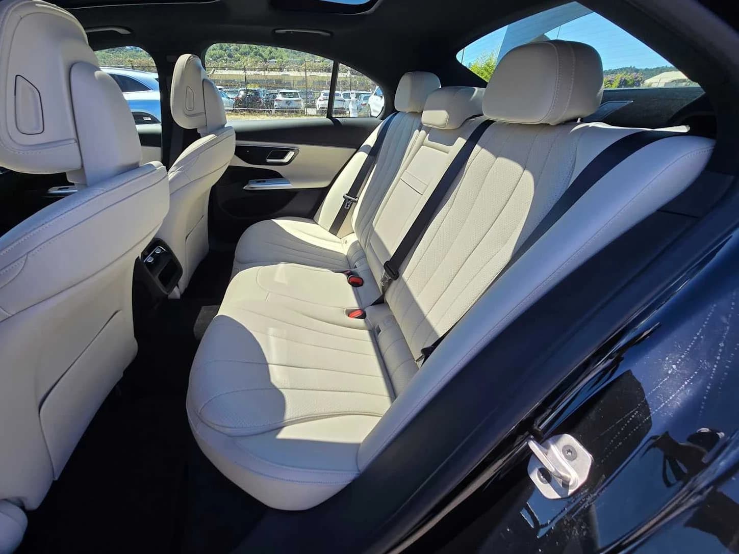Mercedes-Benz E-Class E 350 4MATIC Sedan 2026 — side view