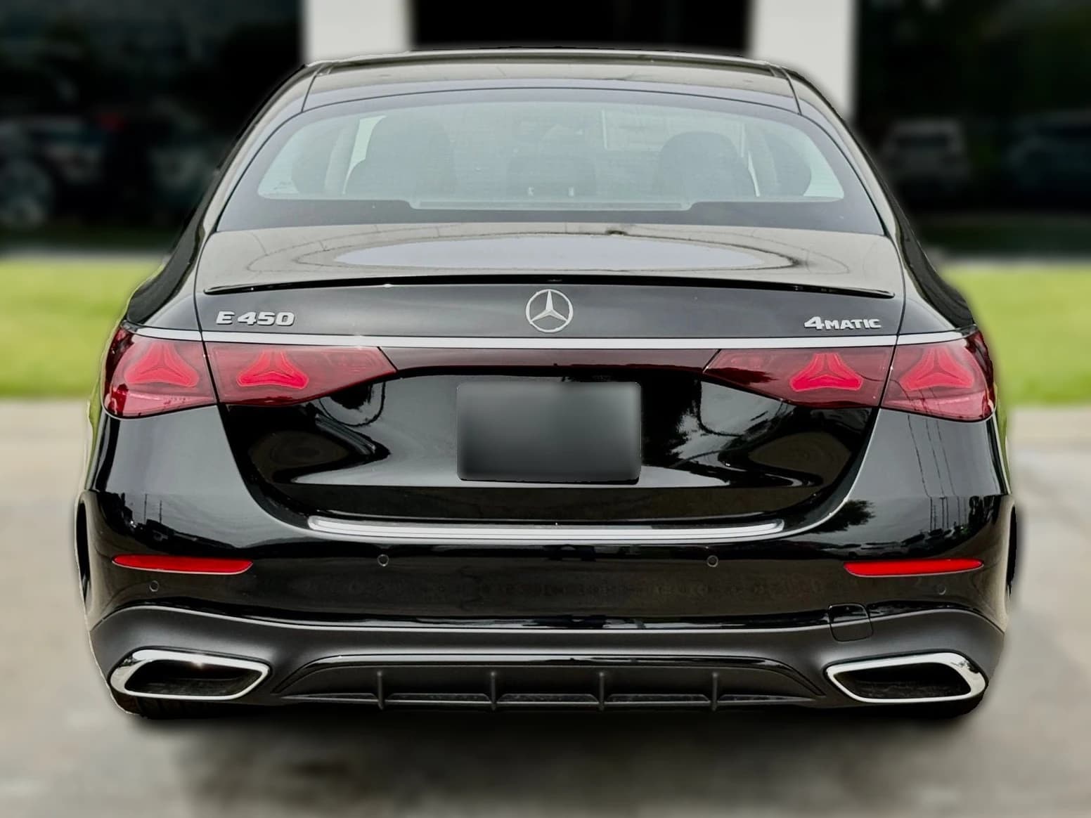 Mercedes-Benz E-Class E 450 4MATIC Sedan 2026 — side view