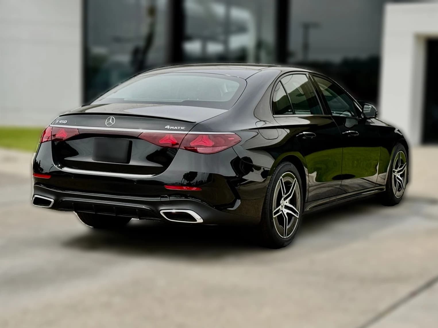 Mercedes-Benz E-Class E 450 4MATIC Sedan 2026 — side view