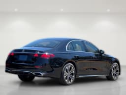 Mercedes-Benz E-Class E 450 4MATIC Sedan 2026 — side view
