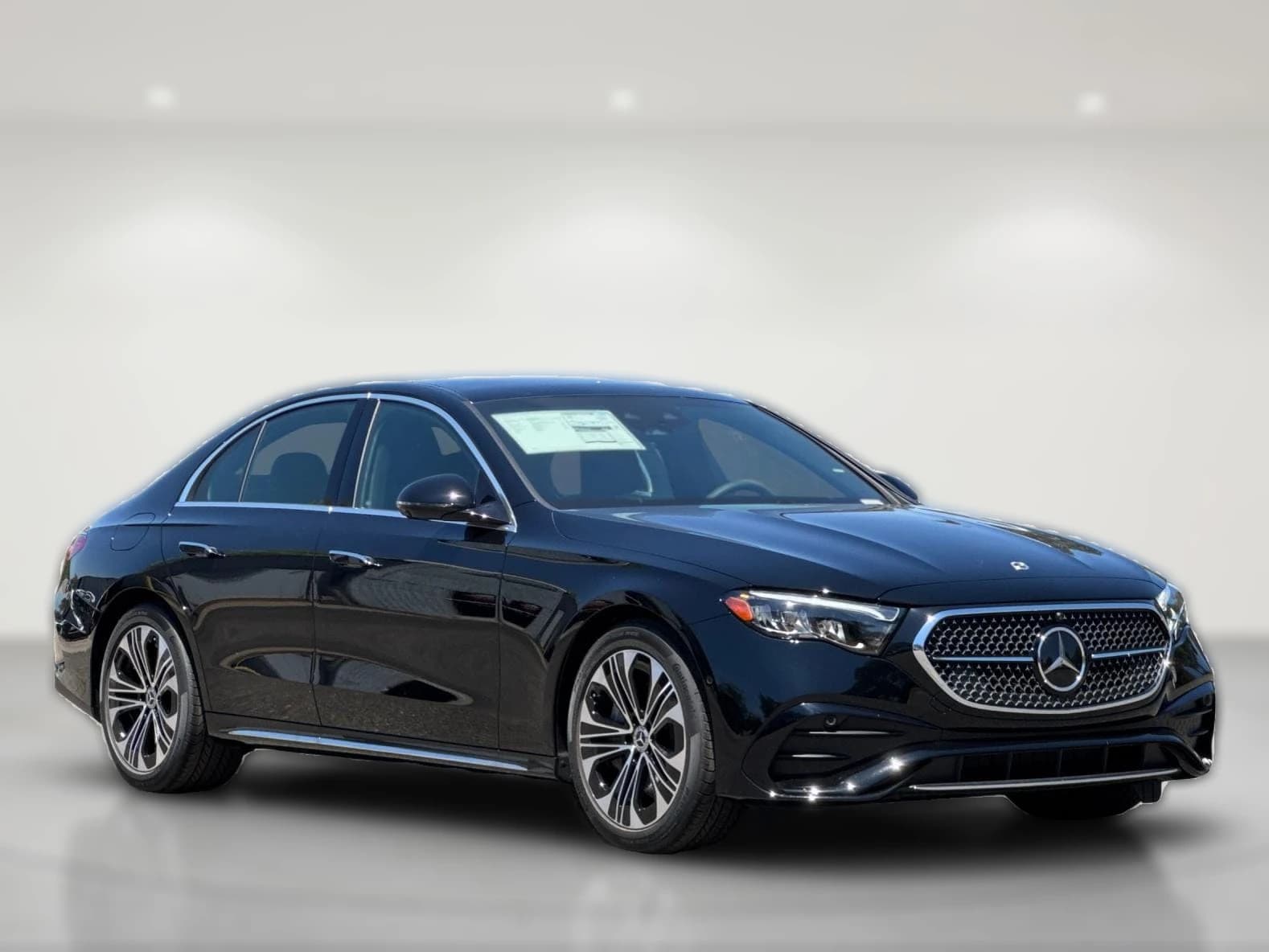 Mercedes-Benz E-Class E 450 4MATIC Sedan 2026 — side view