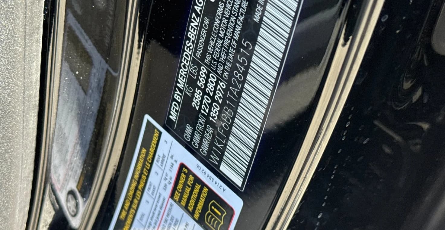 Mercedes-Benz E-Class E 450 4MATIC Sedan 2026 — side view