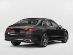 Mercedes-Benz E-Class E 450 4MATIC Sedan 2026 — side view