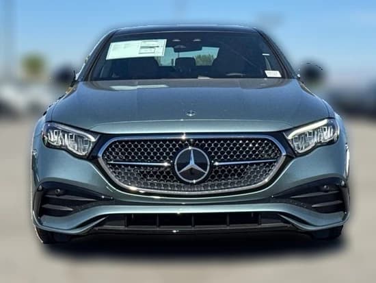 Mercedes-Benz E-Class E 450 4MATIC Sedan 2027 — side view