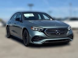 Mercedes-Benz E-Class E 450 4MATIC Sedan 2027 — side view