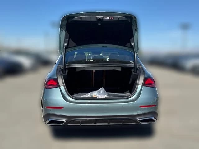 Mercedes-Benz E-Class E 450 4MATIC Sedan 2027 — side view
