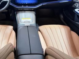 Mercedes-Benz E-Class E 450 4MATIC Sedan 2027 — side view