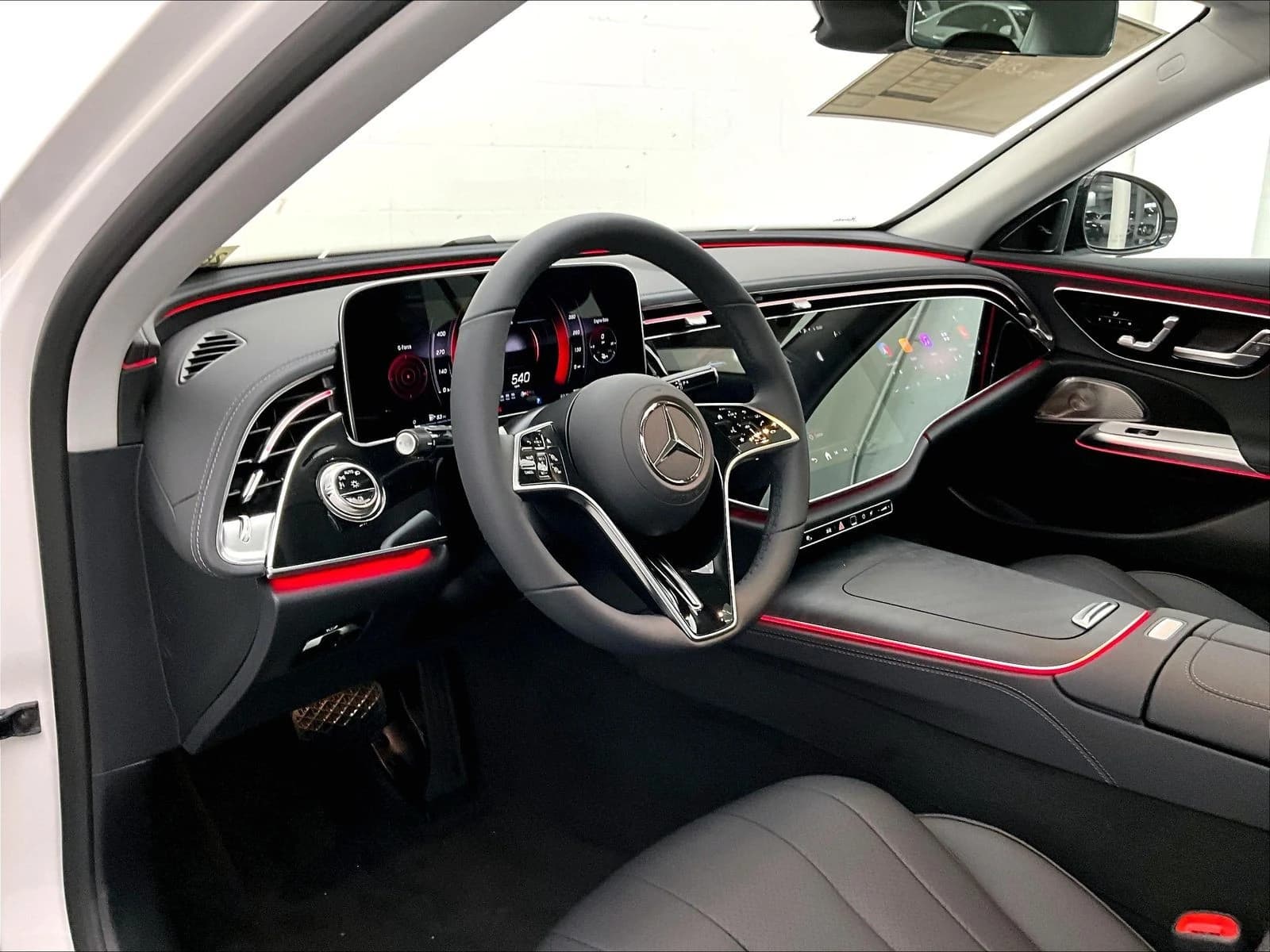 Mercedes-Benz E-Class E 450 4MATIC Sedan 2026 — side view