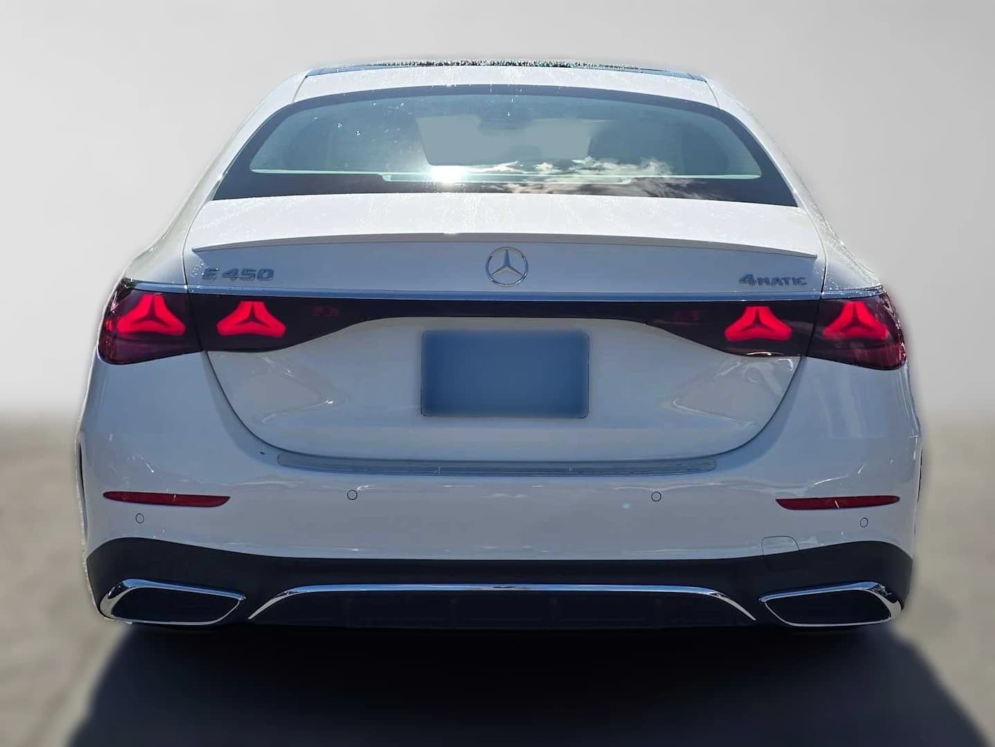 Mercedes-Benz E-Class E 450 4MATIC Sedan 2026 — side view
