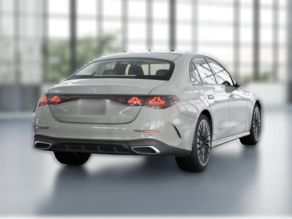 Mercedes-Benz E-Class E 450 4MATIC Sedan 2027 — side view