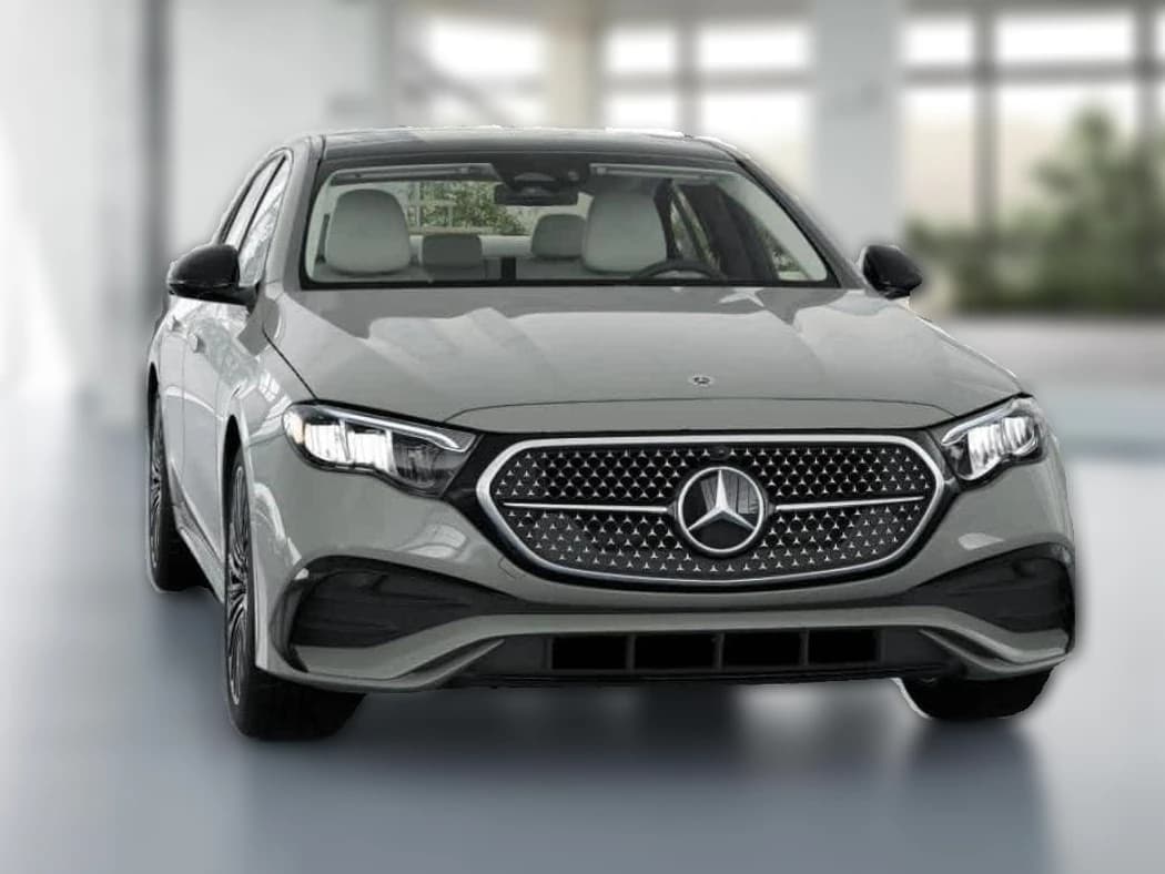 Mercedes-Benz E-Class E 450 4MATIC Sedan 2027 — side view