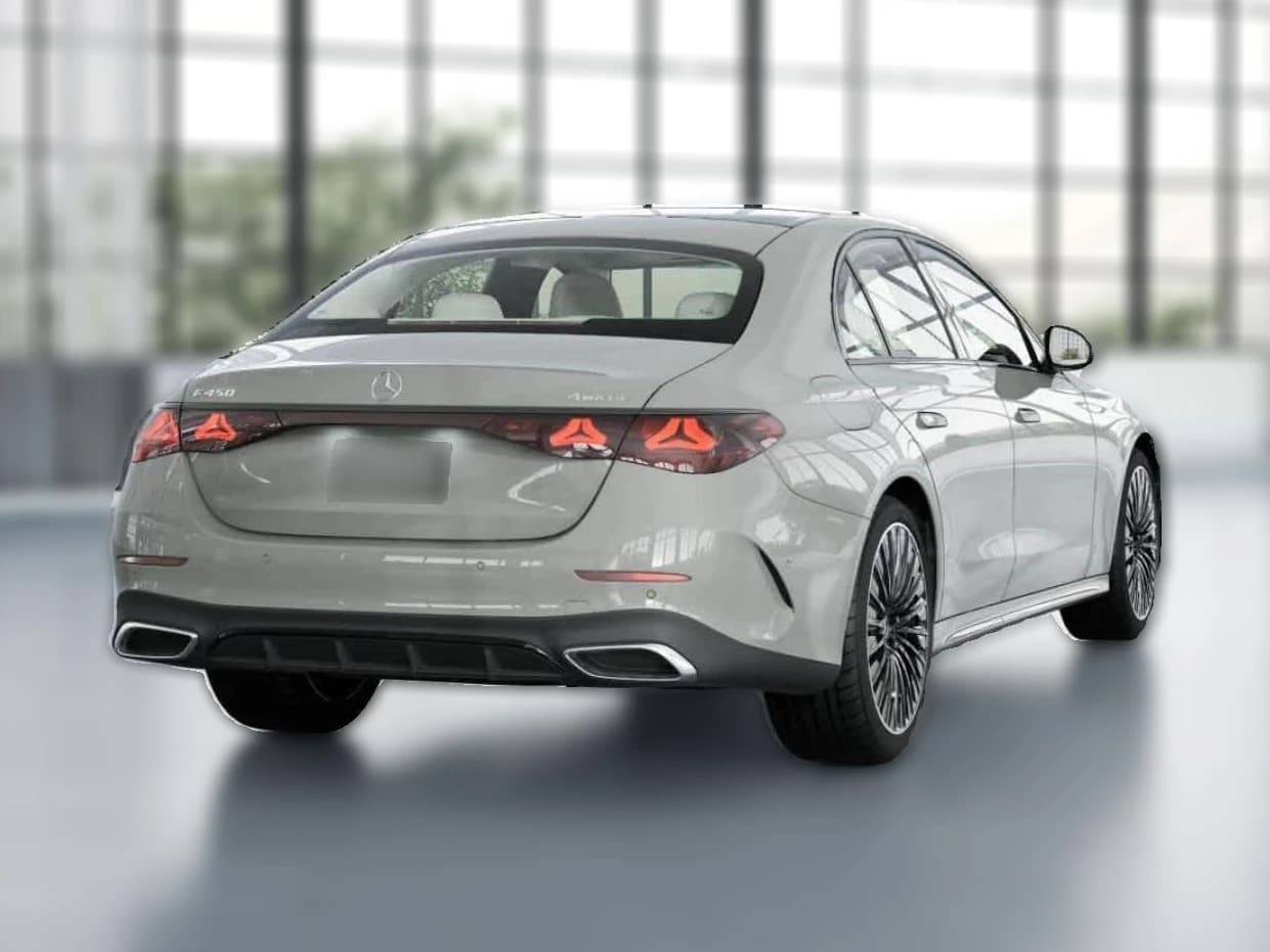 Mercedes-Benz E-Class E 450 4MATIC Sedan 2027 — side view
