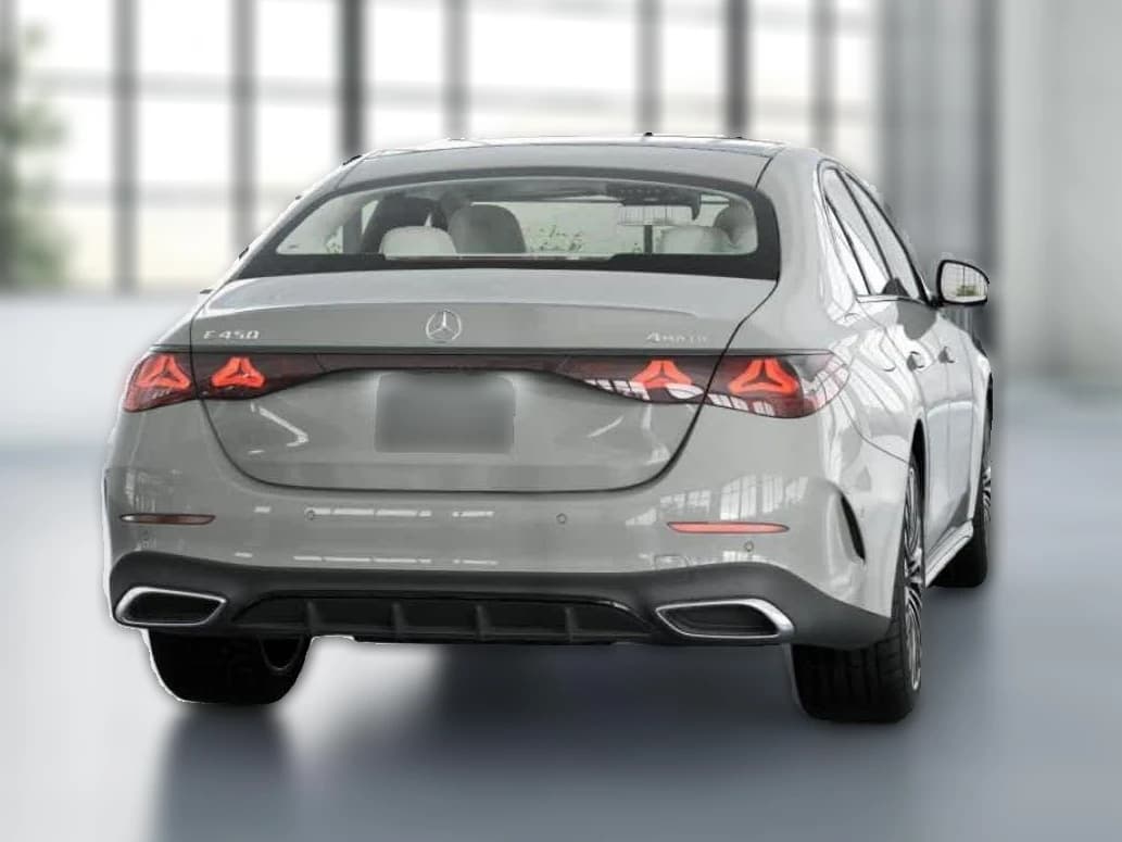 Mercedes-Benz E-Class E 450 4MATIC Sedan 2027 — side view