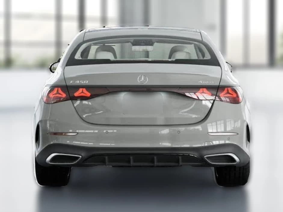 Mercedes-Benz E-Class E 450 4MATIC Sedan 2027 — side view