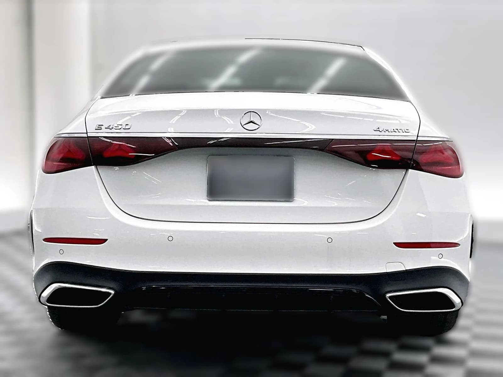 Mercedes-Benz E-Class E 450 4MATIC Sedan 2026 — side view