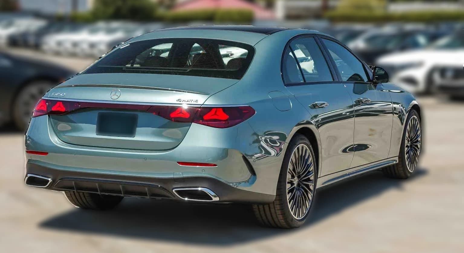 Mercedes-Benz E-Class E 450 4MATIC Sedan 2026 — side view