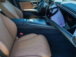 Mercedes-Benz E-Class E 450 4MATIC Sedan 2026 — side view