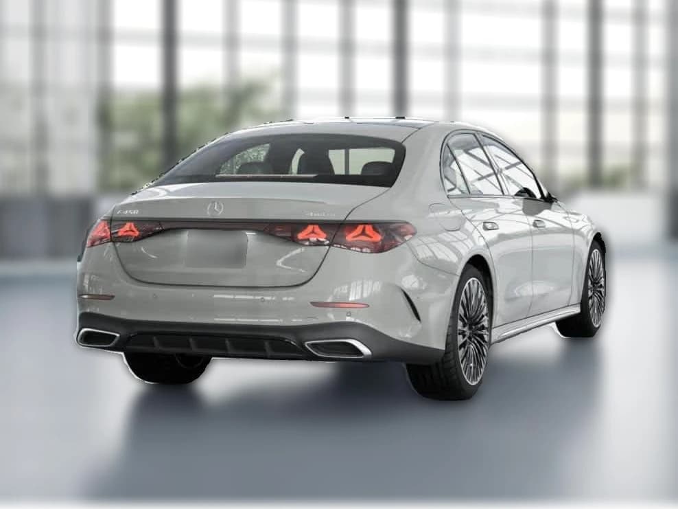 Mercedes-Benz E-Class E 450 4MATIC Sedan 2027 — side view
