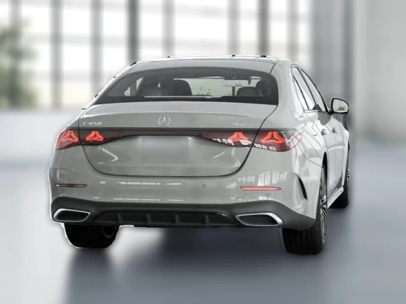 Mercedes-Benz E-Class E 450 4MATIC Sedan 2027 — side view