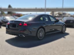 Mercedes-Benz E-Class E 450 4MATIC Sedan 2027 — side view