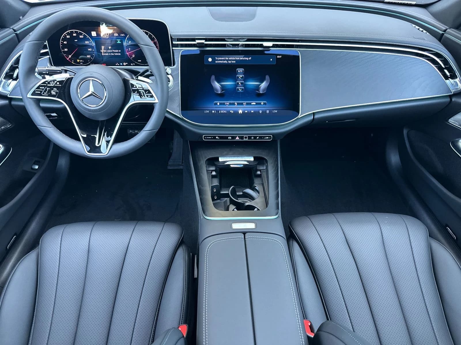Mercedes-Benz E-Class E 450 4MATIC Sedan 2027 — side view