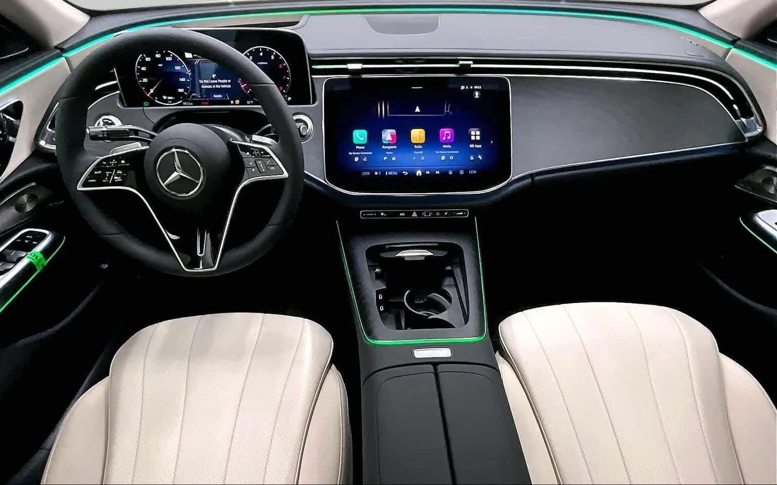 Mercedes-Benz E-Class E 450 4MATIC Sedan 2026 — side view