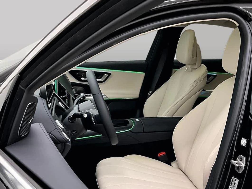 Mercedes-Benz E-Class E 450 4MATIC Sedan 2026 — side view