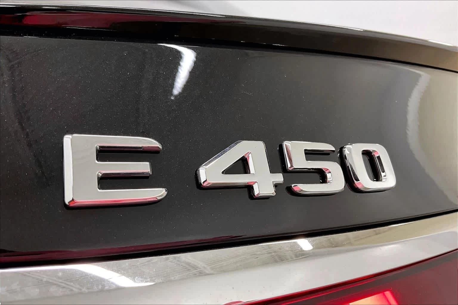 Mercedes-Benz E-Class E 450 4MATIC Sedan 2026 — side view