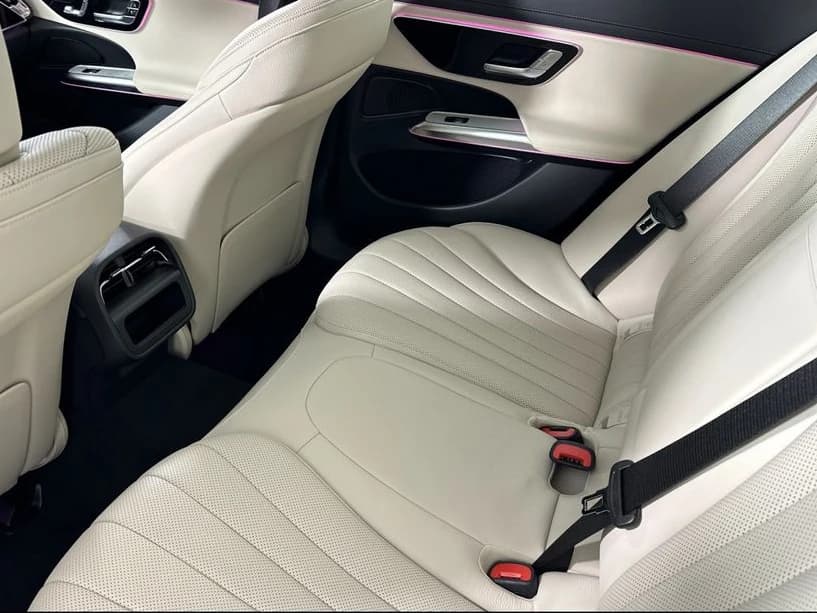 Mercedes-Benz E-Class E 450 4MATIC Sedan 2026 — side view