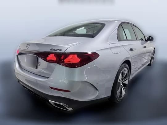 Mercedes-Benz E-Class E 450 4MATIC Sedan 2027 — side view