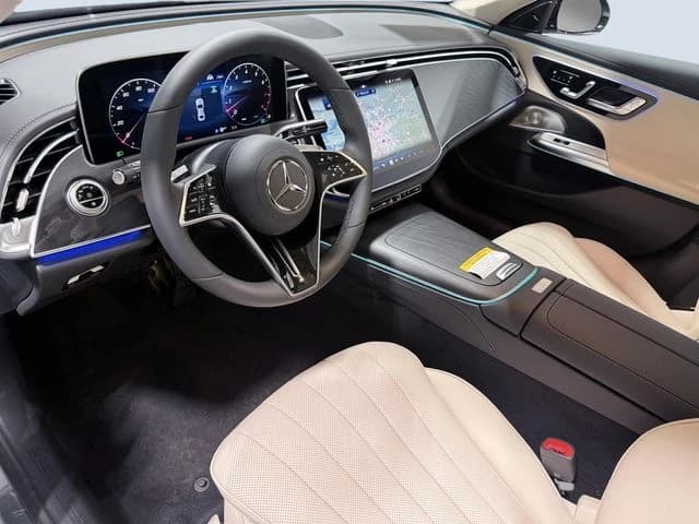 Mercedes-Benz E-Class E 450 4MATIC Sedan 2027 — side view