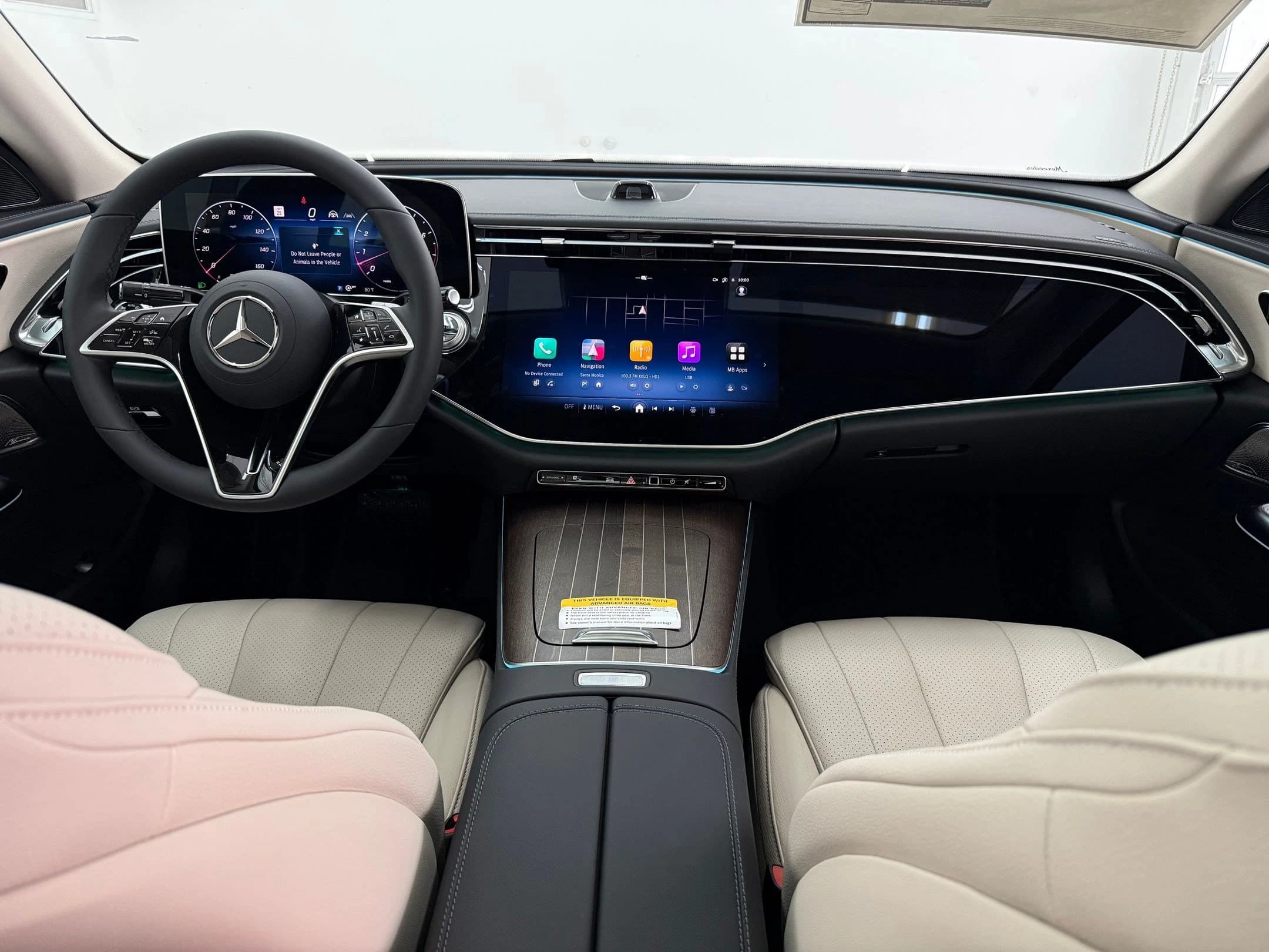 Mercedes-Benz E-Class E 450 4MATIC Sedan 2027 — side view
