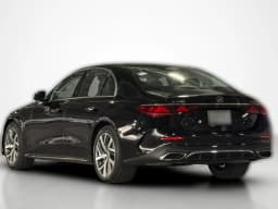 Mercedes-Benz E-Class E 450 4MATIC Sedan 2027 — side view