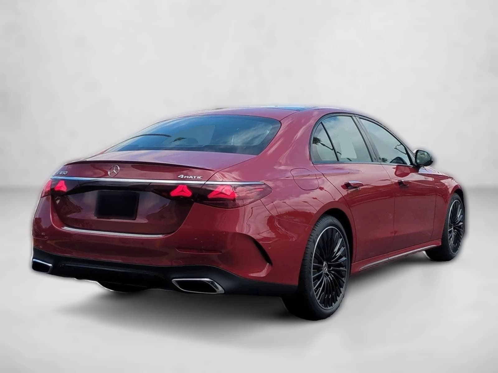 Mercedes-Benz E-Class E 450 4MATIC Sedan 2026 — side view