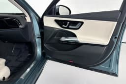 Mercedes-Benz E-Class E 450 4MATIC Sedan 2026 — side view