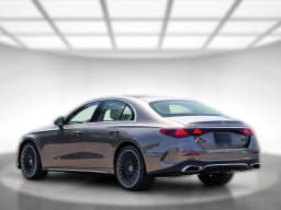 Mercedes-Benz E-Class E 450 4MATIC Sedan 2026 — side view