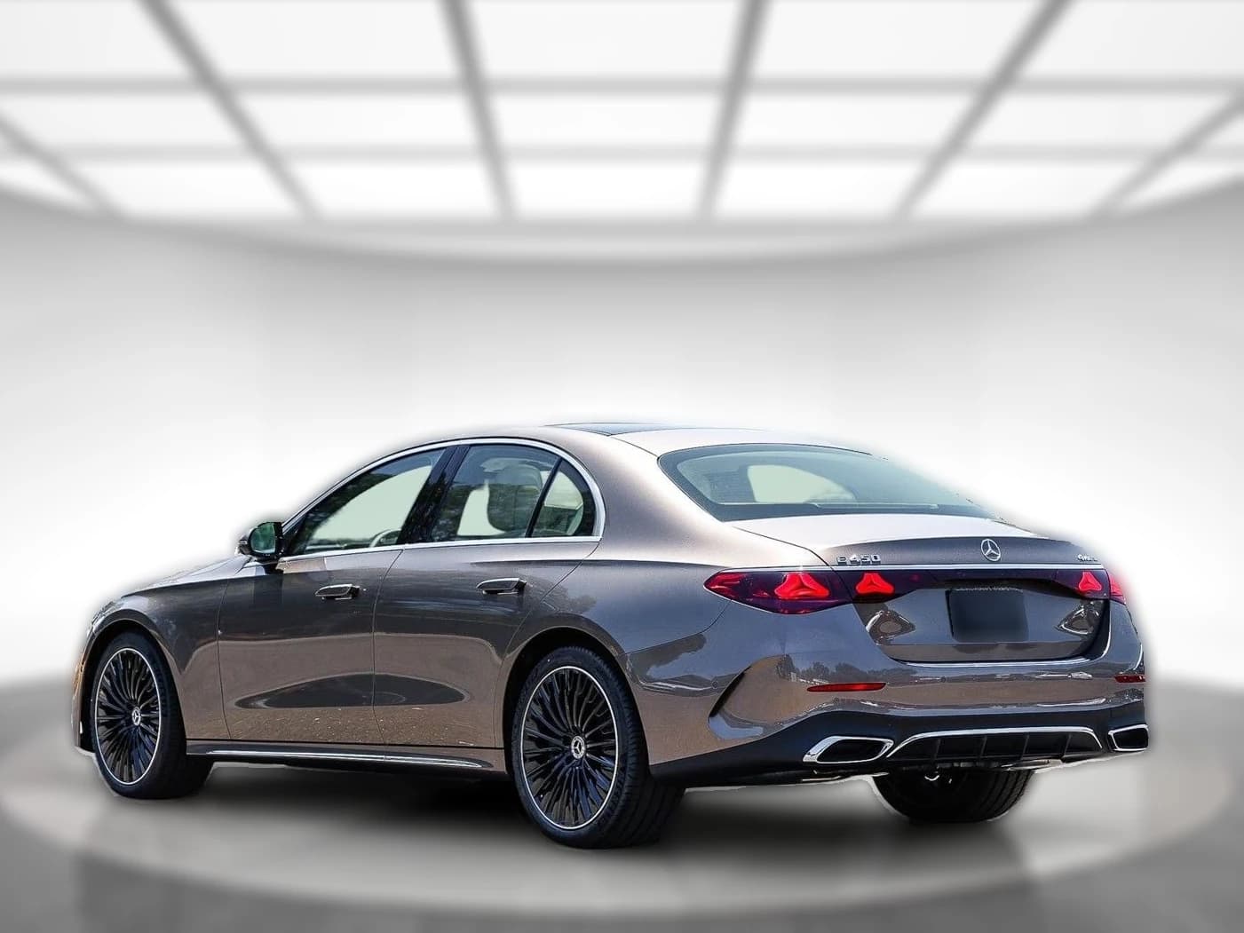 Mercedes-Benz E-Class E 450 4MATIC Sedan 2026 — side view