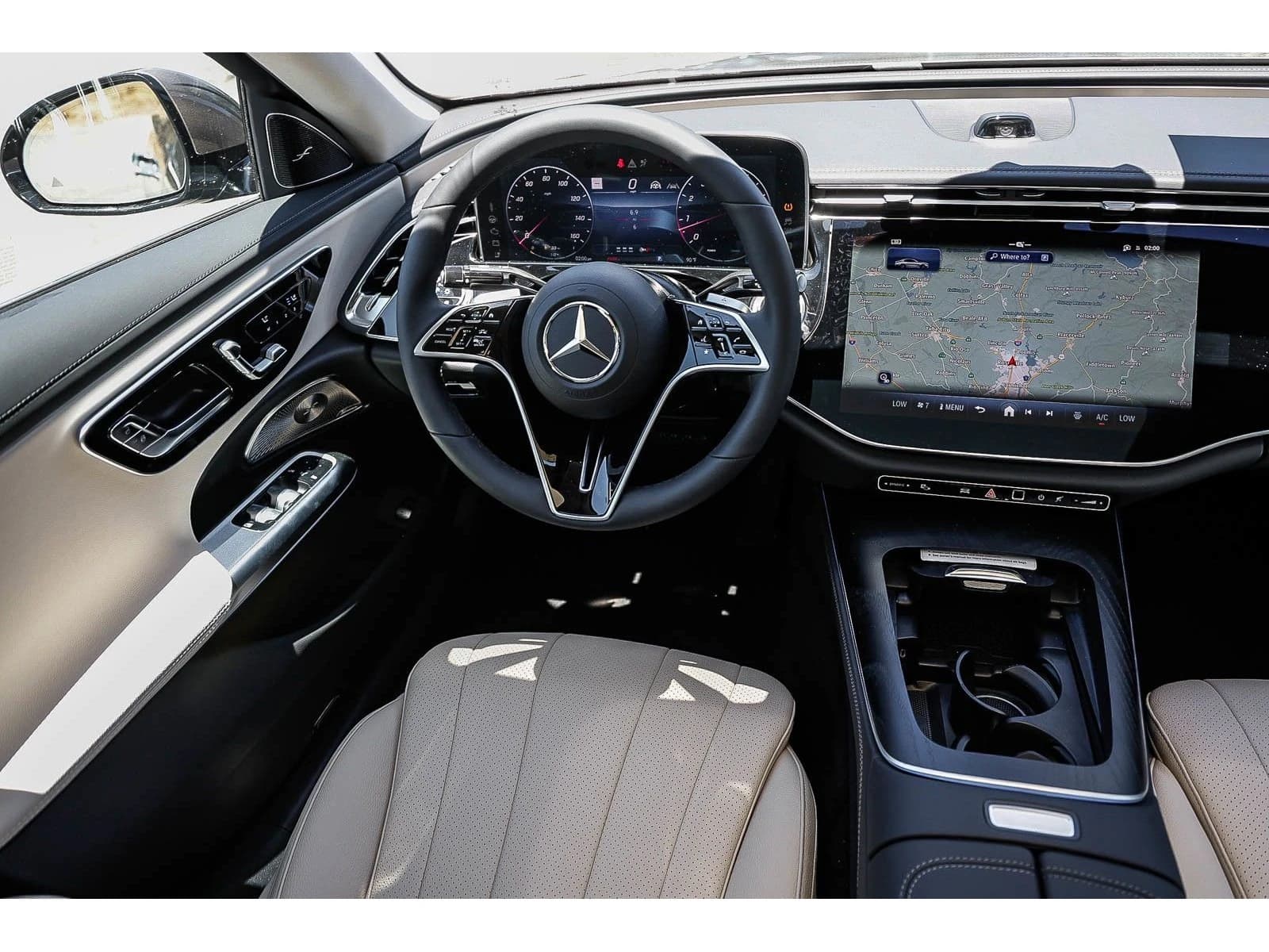Mercedes-Benz E-Class E 450 4MATIC Sedan 2026 — side view