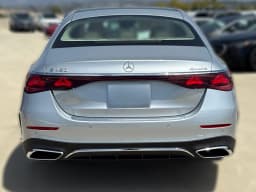 Mercedes-Benz E-Class E 450 4MATIC Sedan 2026 — side view