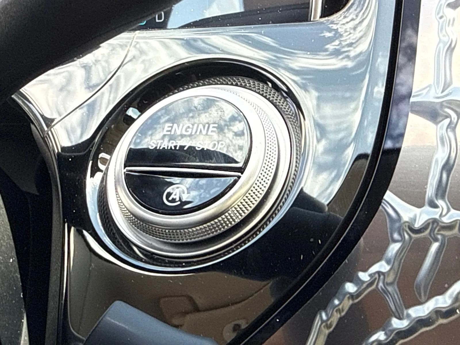 Mercedes-Benz E-Class E 450 4MATIC Sedan 2026 — side view
