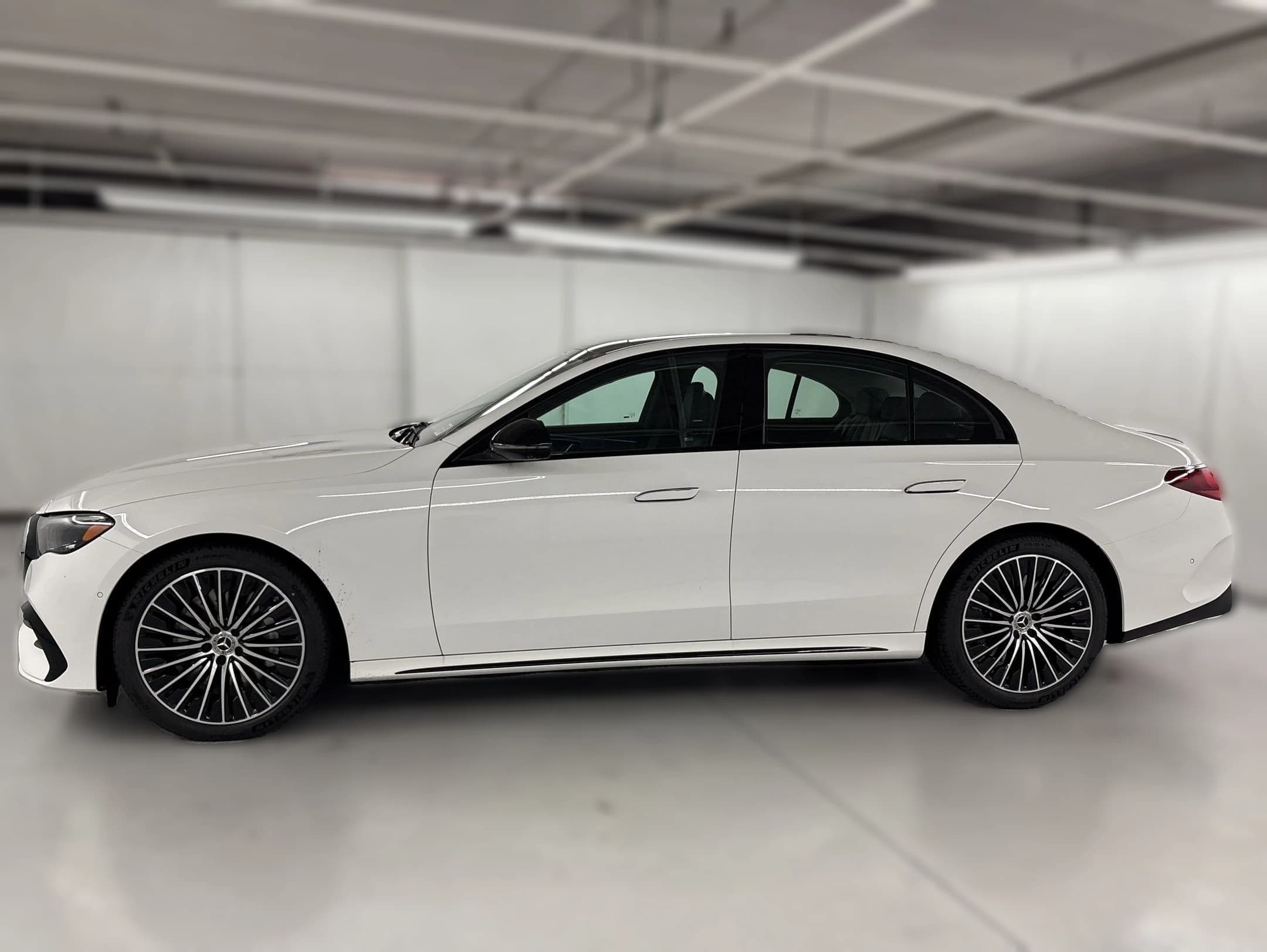 Mercedes-Benz E-Class E 450 4MATIC Sedan 2026 — side view
