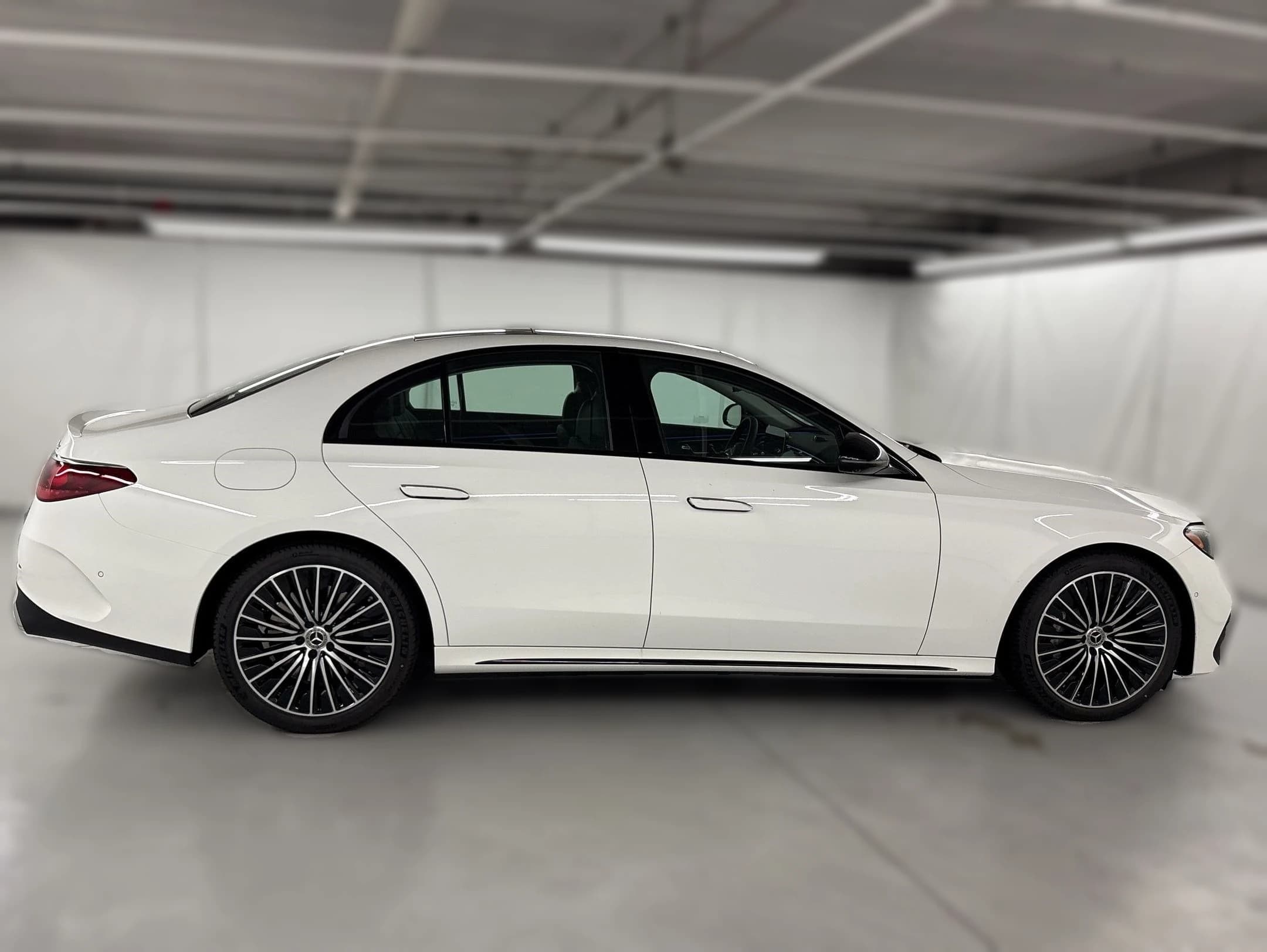 Mercedes-Benz E-Class E 450 4MATIC Sedan 2026 — side view