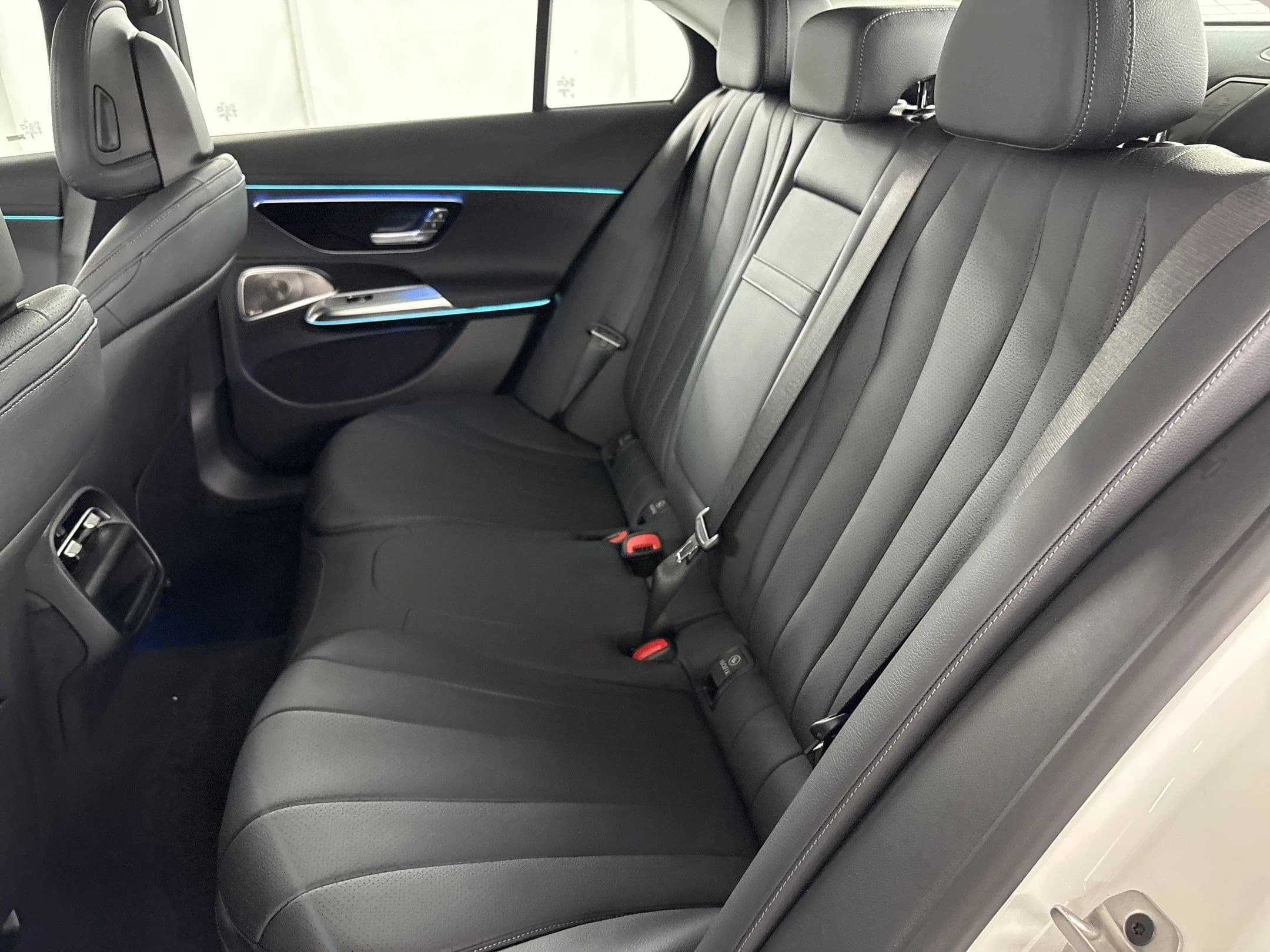 Mercedes-Benz E-Class E 450 4MATIC Sedan 2026 — side view