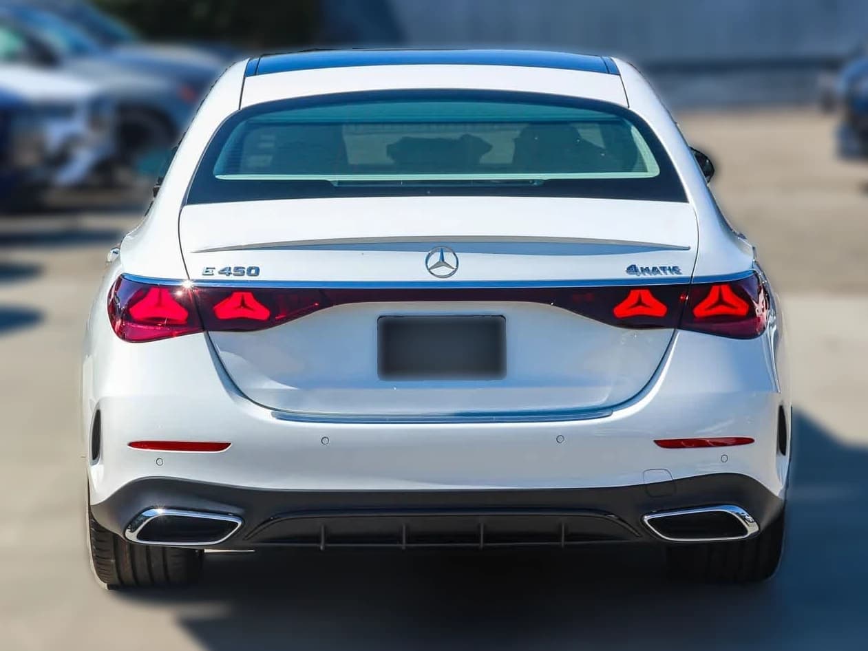 Mercedes-Benz E-Class E 450 4MATIC Sedan 2026 — side view